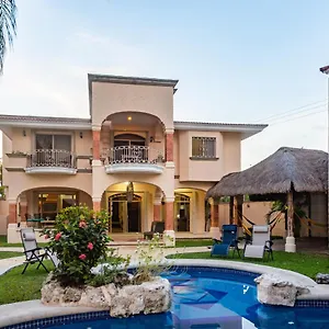 casa-frida-cozumel.quintano-roohotels.com/