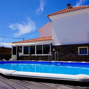 casa-natura-ainhoa-la-oliva.in-canary-islands.com/