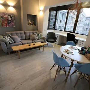  Appartamento Cozy Novotel Studio - Free Minibar - Quiet & Peace