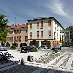 Centro Della Famiglia Han Treviso